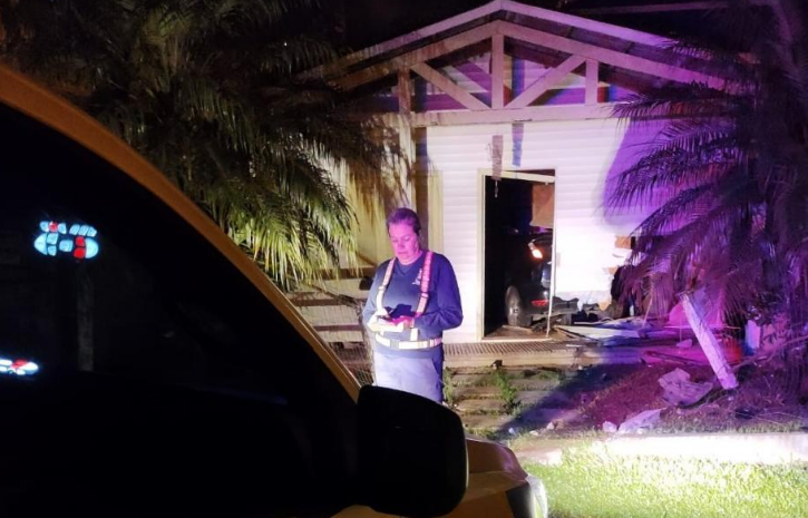  Motorista embriagada invade casa em Bento Gonçalves