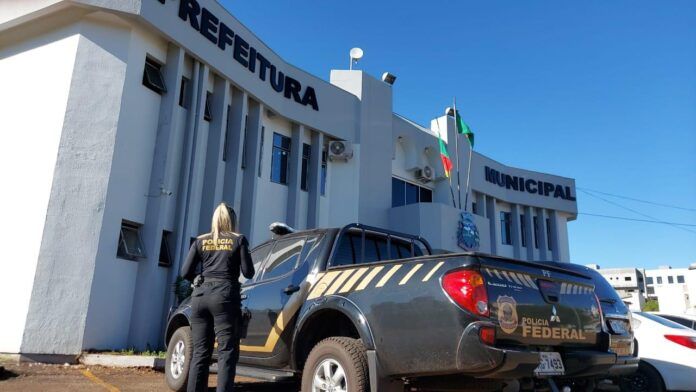 Polícia Federal investiga desvio de dinheiro da saúde em quatro municípios gaúchos