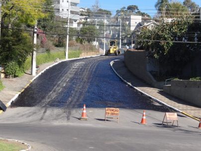 Rua David Sartori ganha primeira camada asfáltica Geral Portal Adesso