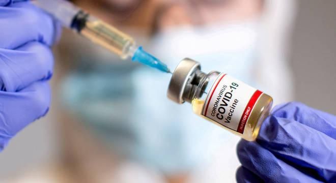 Estado projeta vacinar mais de meio milhão com 1ª dose nas próximas semanas