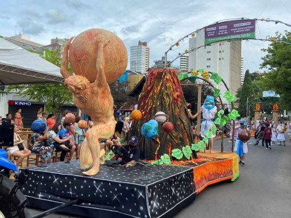 Último desfile do Bento em Vindima ocorre no próximo domingo