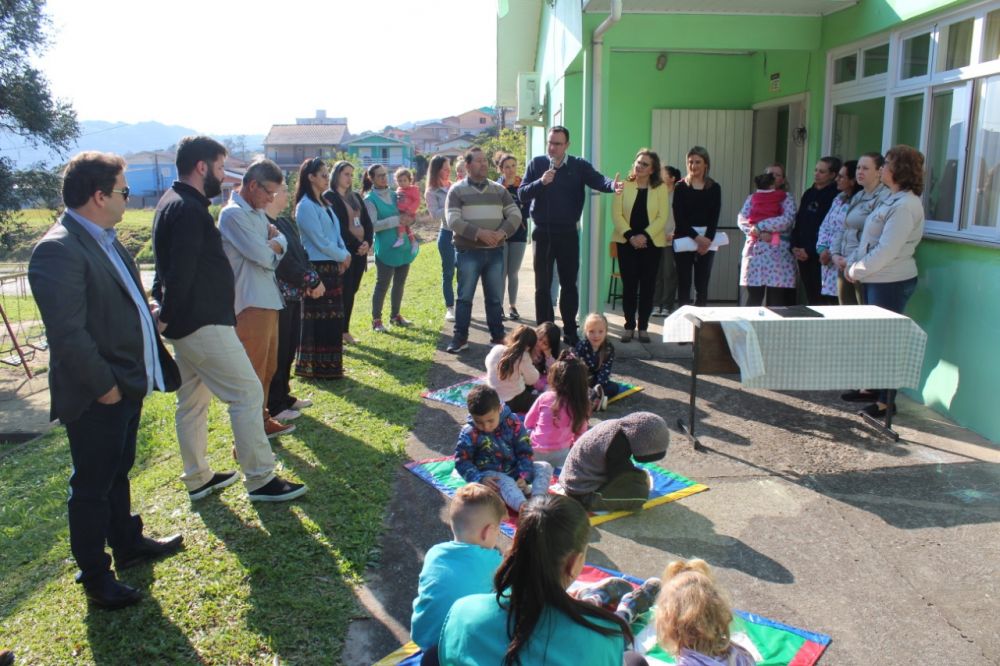 Prefeitura de Bento  assina ordem de início para ampliação de escola municipal