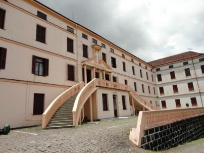 Ex-funcionários do Hotel Mosteiro São José ainda aguardam pagamento de rescisão