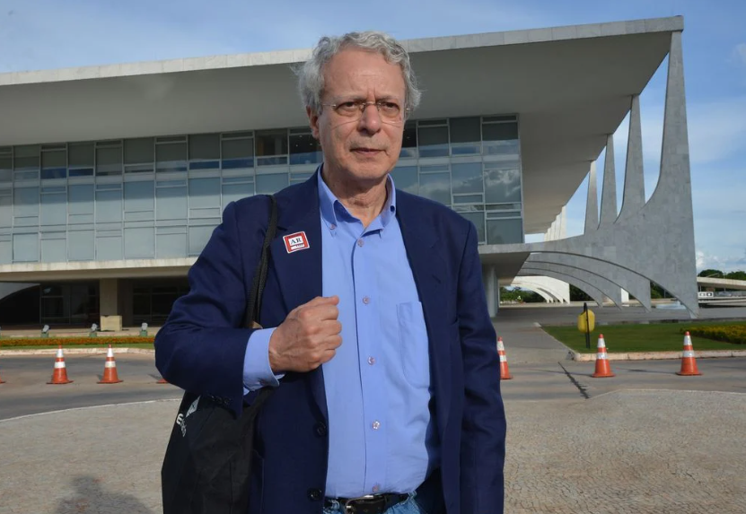 Após abaixo-assinado palestra de Frei Betto é transferida em Caxias