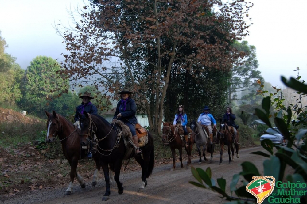 Cavalgada Inédita mobiliza Mulheres em Bento Gonçalves