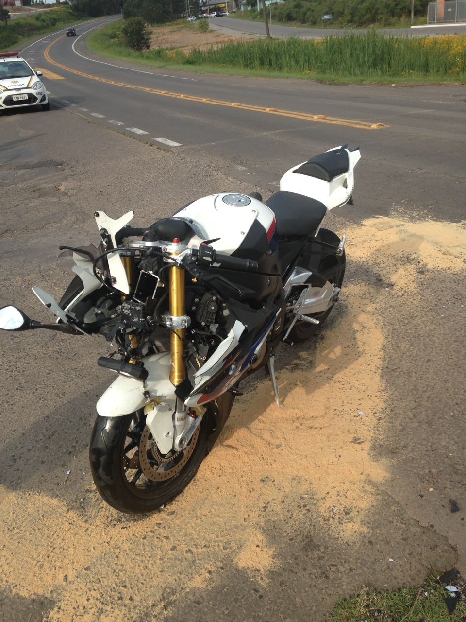 É grave o estado do motociclista que se acidentou na RSC – 453 neste domingo