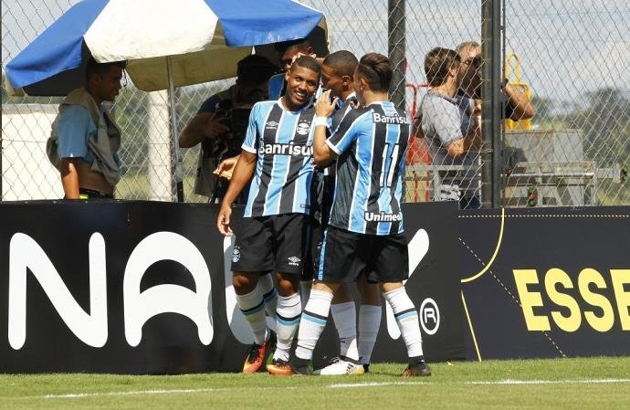 Grêmio estreia com vitória na Copa São Paulo