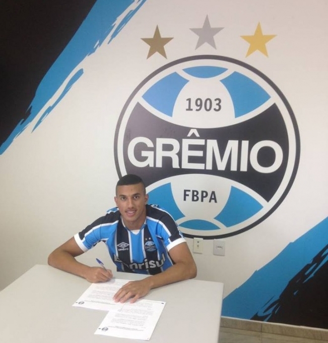 Atleta do Esportivo assina contrato com o Grêmio