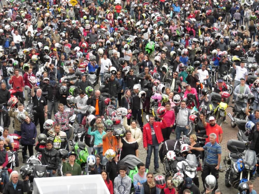 Cerca de oito mil motociclistas vão a Caravaggio para última pré-romaria do ano