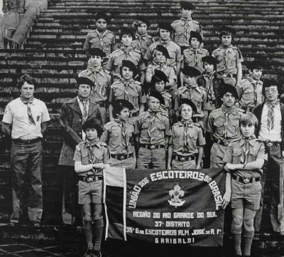 Escoteiros de Garibaldi celebram 40 anos da turma de 1977
