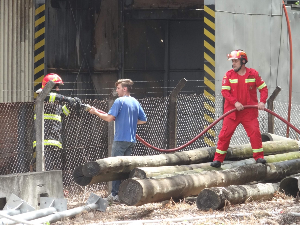 Bombeiros Voluntários combatem princípio de incêndio em Garibaldi