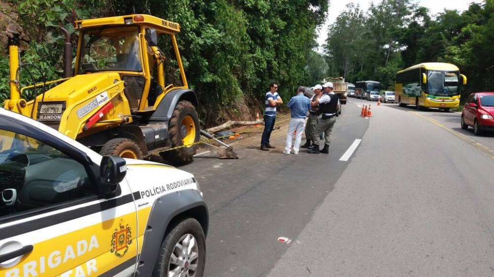 Funcionário terceirizado do DAER morre ao ser atingido por árvore na ERS 122 em Farroupilha