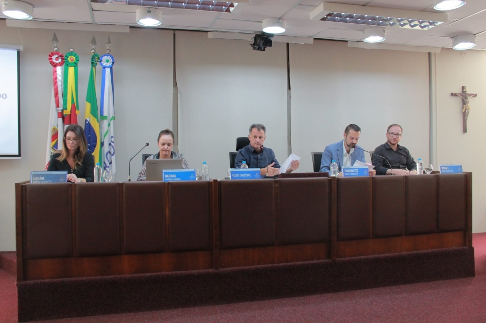 Executivo e Legislativo de Bento Gonçalves prestam contas na Câmara