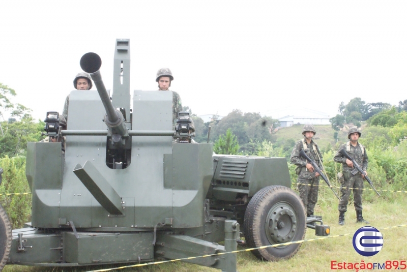 Grupo de Artilharia Antiaérea realiza treinamento em Garibaldi