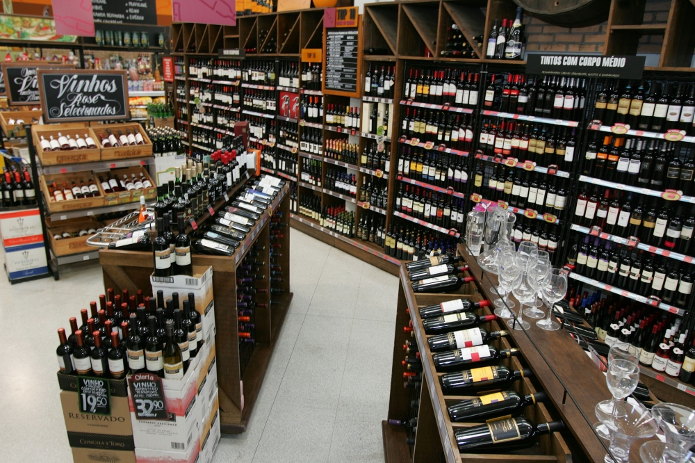 Proposta prevê imposto de 40% sobre o vinho importado