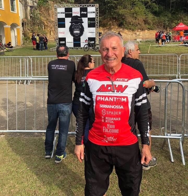 “Vovô bom de pedal” sagra-se campeão brasileiro de Downhill