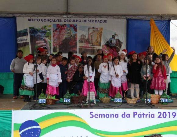 Semana da Pátria é aberta oficialmente em Bento Gonçalves