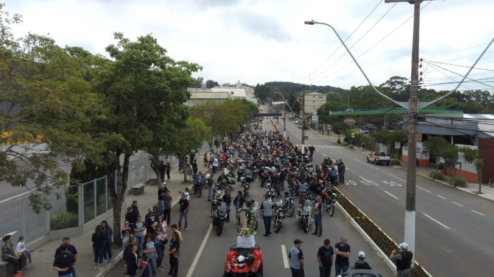 Procissão reúne mais de 3 mil Motociclistas em Garibaldi