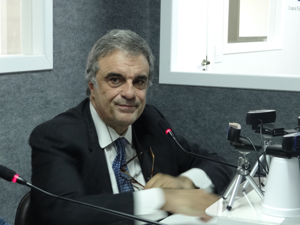 Programa Prato Limpo recebeu o ex-ministro José Eduardo Cardozo