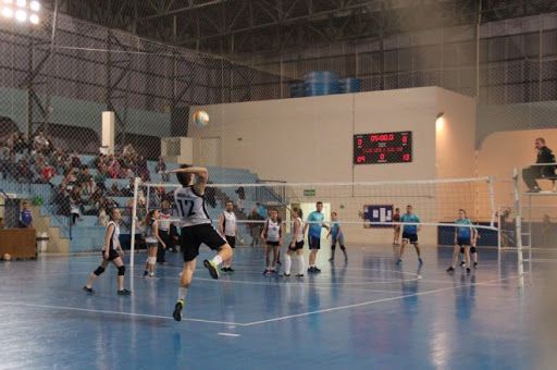 Prática do voleibol segue indefinida em Garibaldi