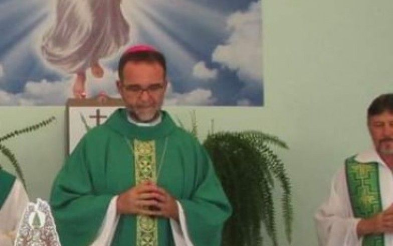 Bispo faz duras críticas a padre investigado por desvio de dinheiro dos fiéis