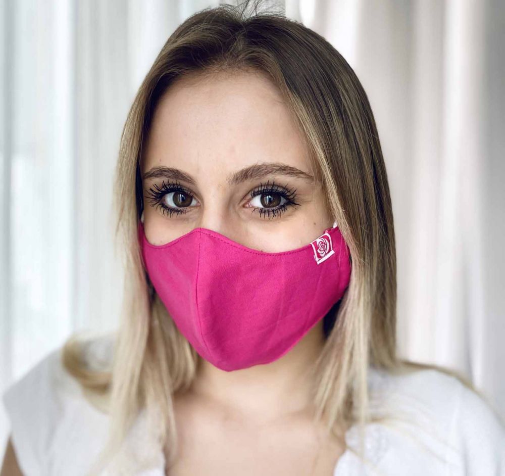 Liga de Combate ao Câncer comercializa máscaras para marcar o Outubro Rosa