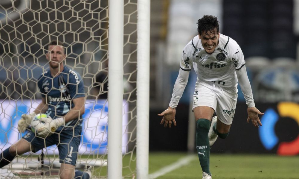 Grêmio perde e Palmeiras está a um empate de ganhar a Copa do Brasil