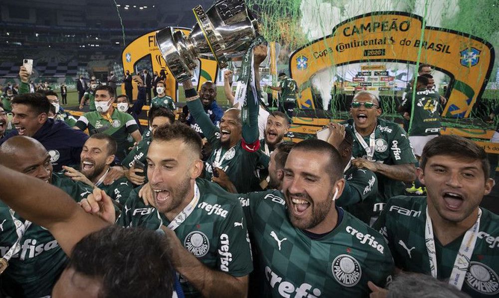 Grêmio toma dois e Palmeiras conquista a Copa do Brasil